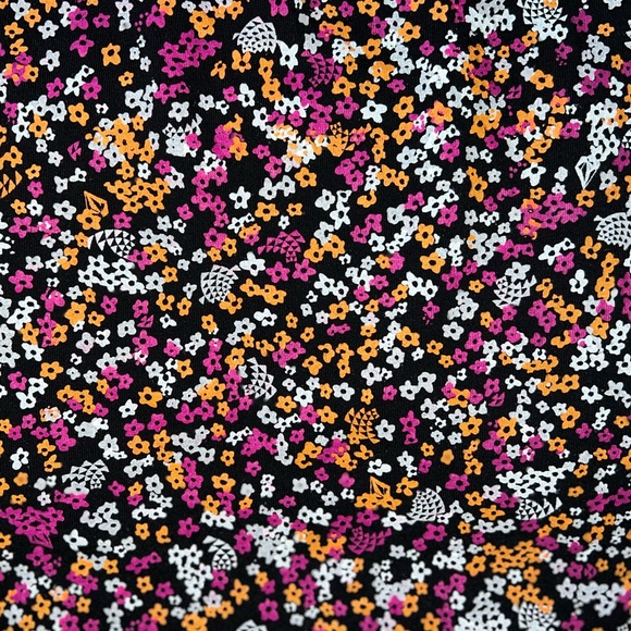 Volcom "Ditzy Dazed" Top - Black Floral Print - Flowy/Airy - Y2K - Junior's XL - Picture 5 of 16